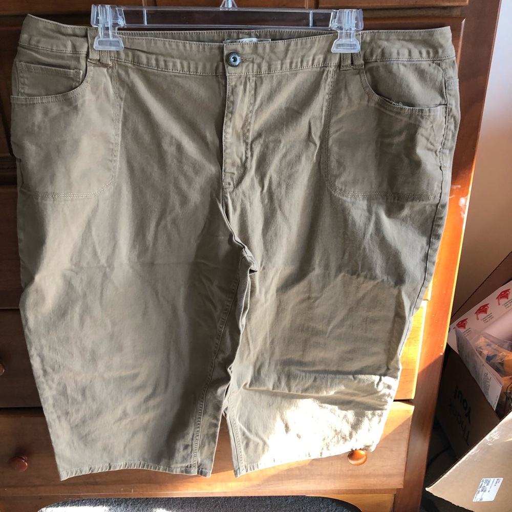 Capris